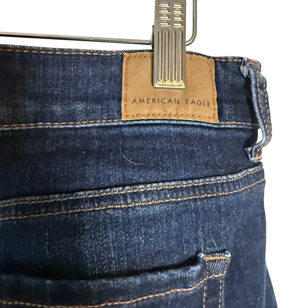 American Eagle Next Level Stretch High Rise Cuffed Blue Denim Jean Shorts 16 - Picture 6 of 9